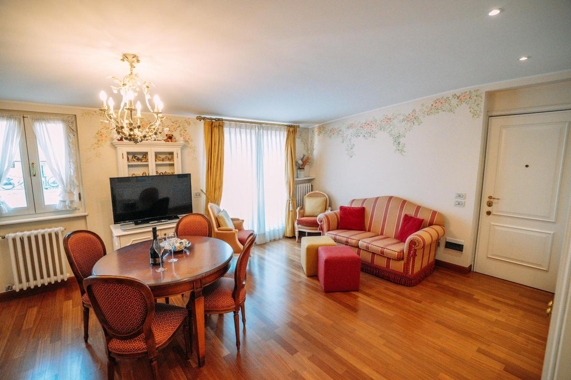 Suite Romantic vista Lago Stresa Esterno foto